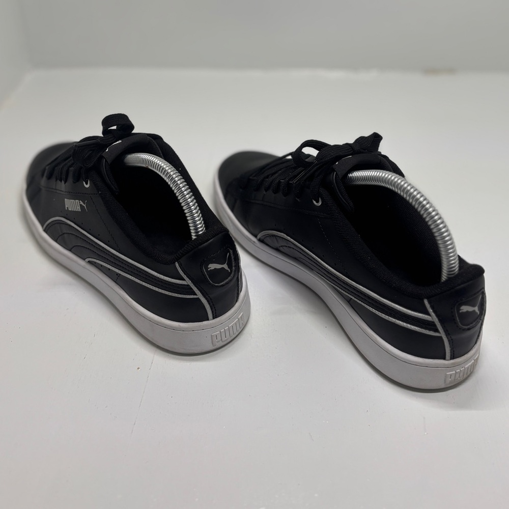 Puma Black Leather Sneakers Women’s 7.5 Classic Low Top White Sole Casual Shoes - Picture 5 of 13